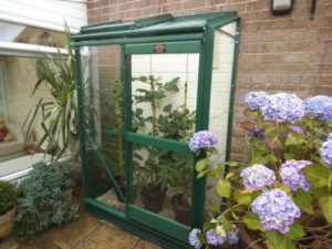 Aluminium Easy Grow Greenhouses